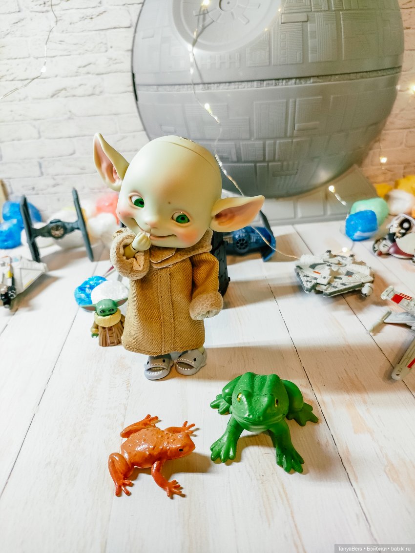 Ушастик 💚👻 на страже Вселенной 😁🌠