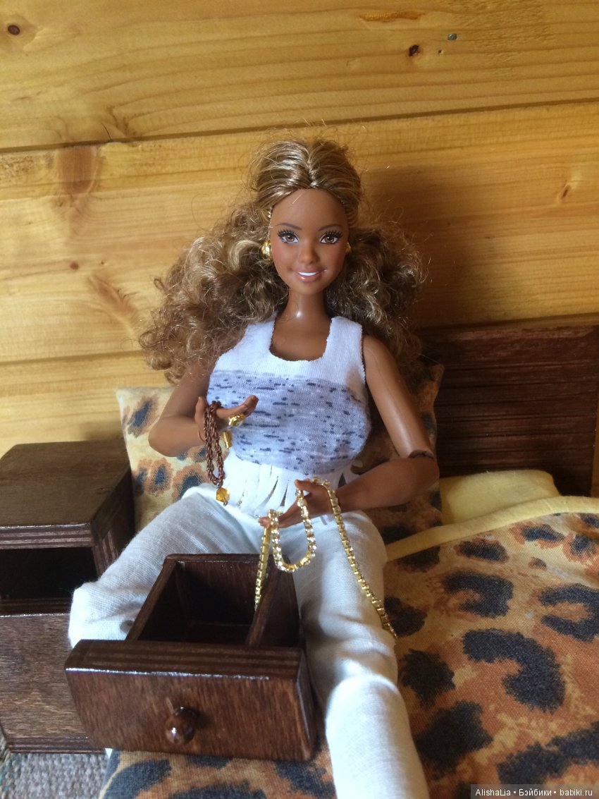 Что нам стоит дом построить? Часть 3. Прикроватная тумбочка