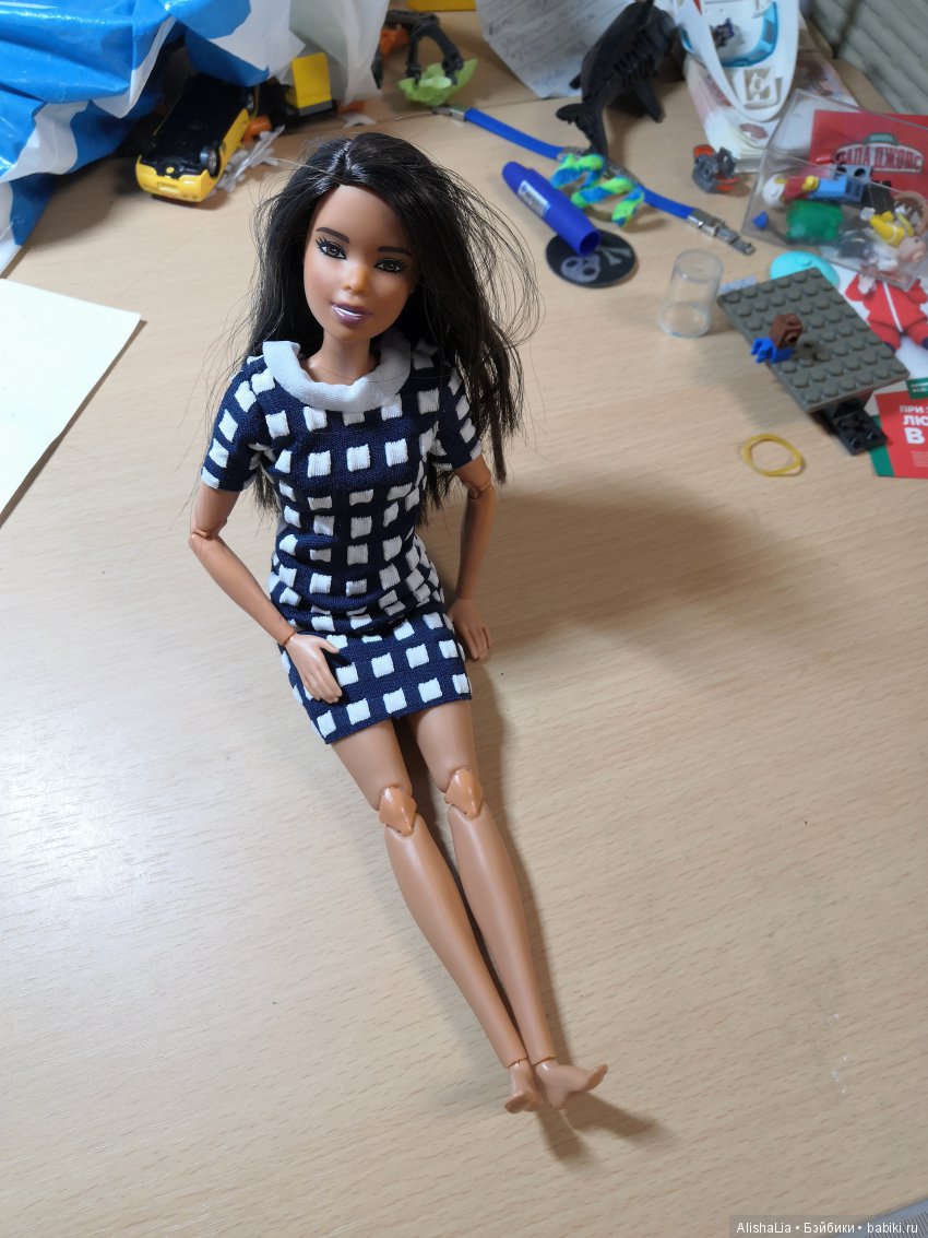 Укорачивание ног Барби-йога