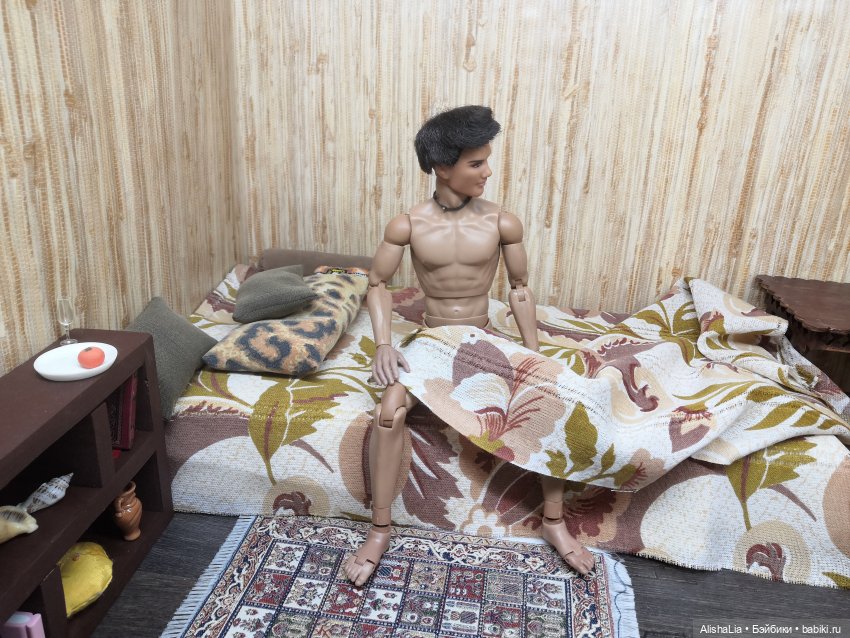 Городок. Глава 48. Две новости