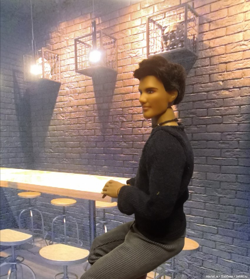 Городок. Глава 48. Две новости