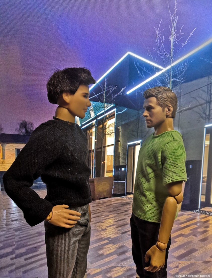 Городок. Глава 48. Две новости