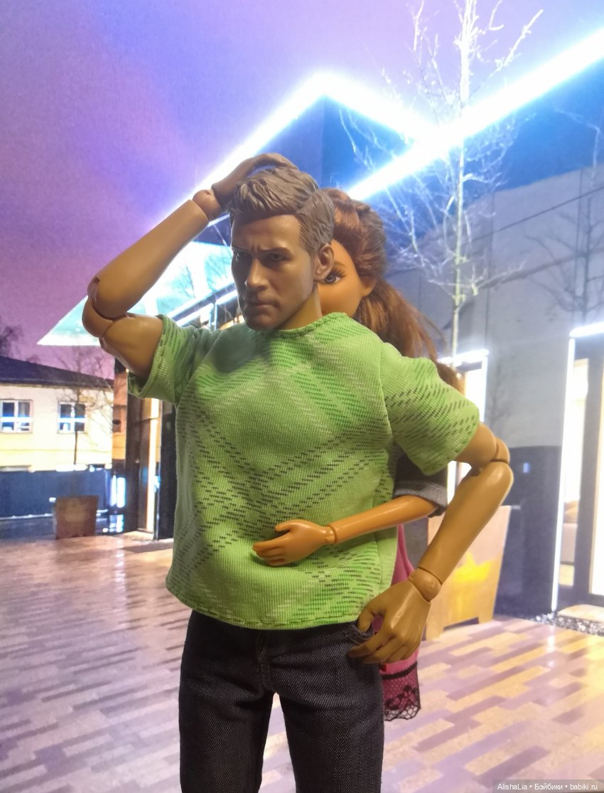 Городок. Глава 48. Две новости