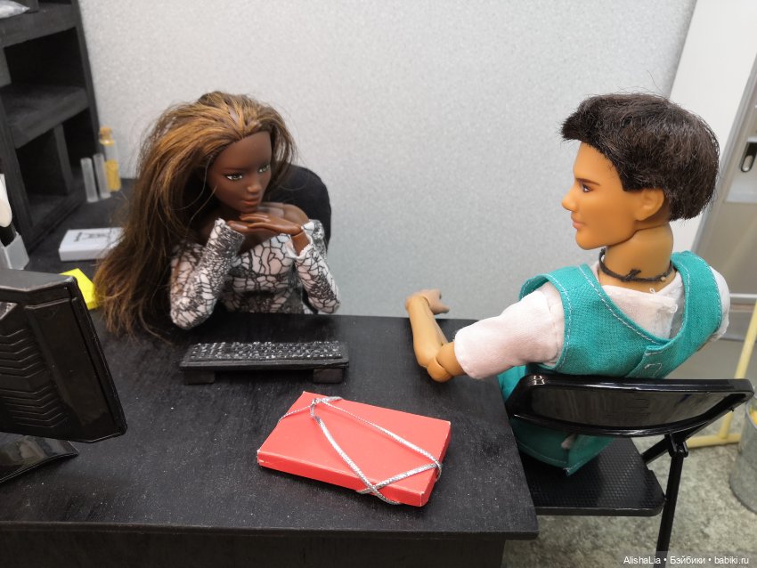 Городок. Глава 59. Два голоса