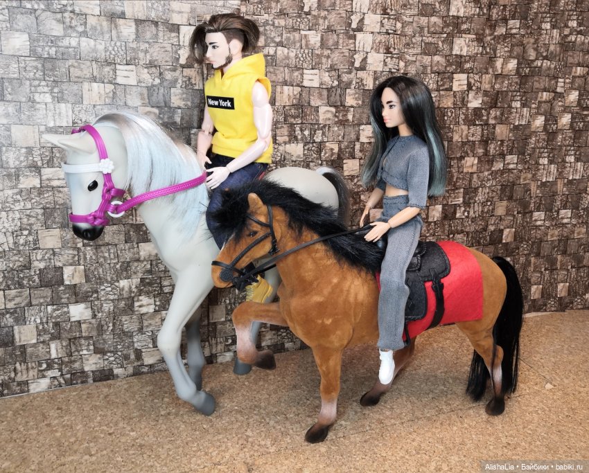 Коняка — Интересные игрушки и фигурки (разное): редкие