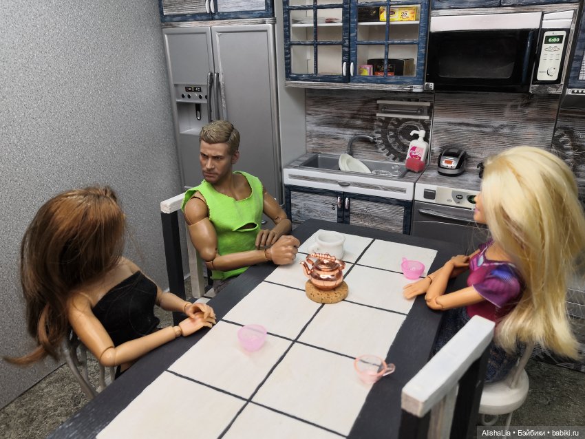 Городок. Глава 68. Настойчивый