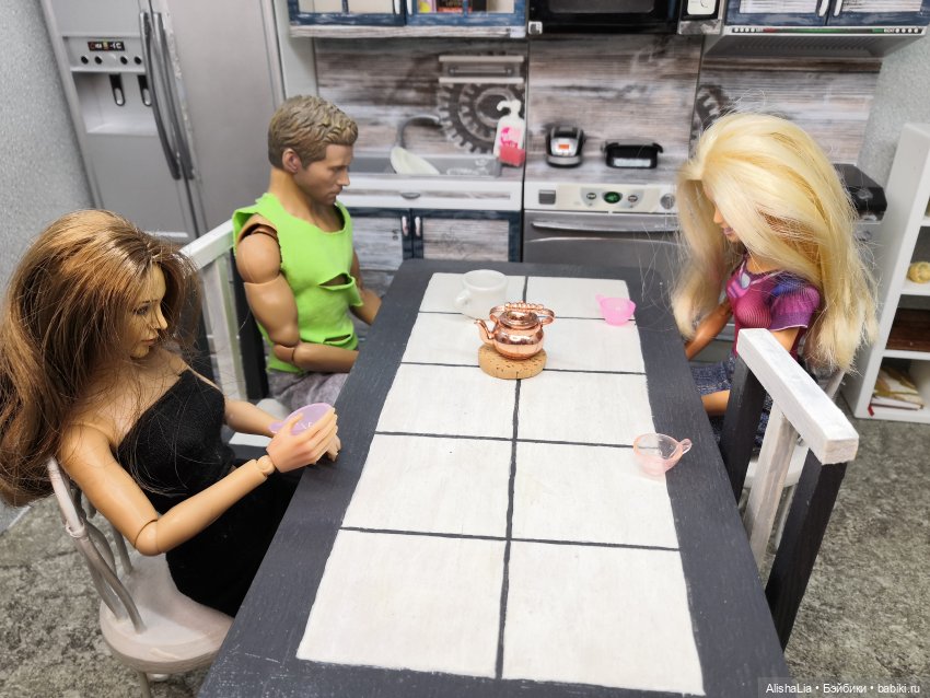 Городок. Глава 68. Настойчивый