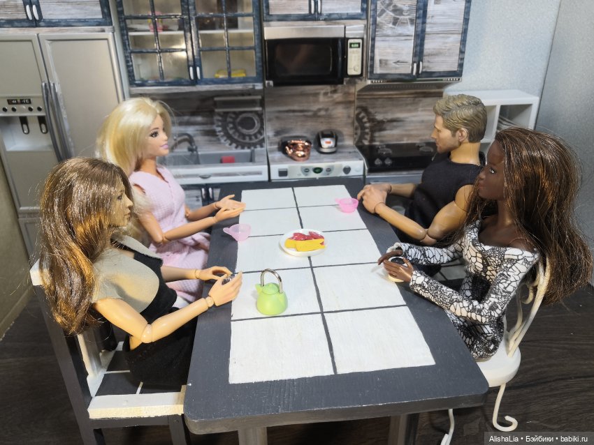 Городок. Глава 78 — Кукольные фотоистории и сериалы: комиксы