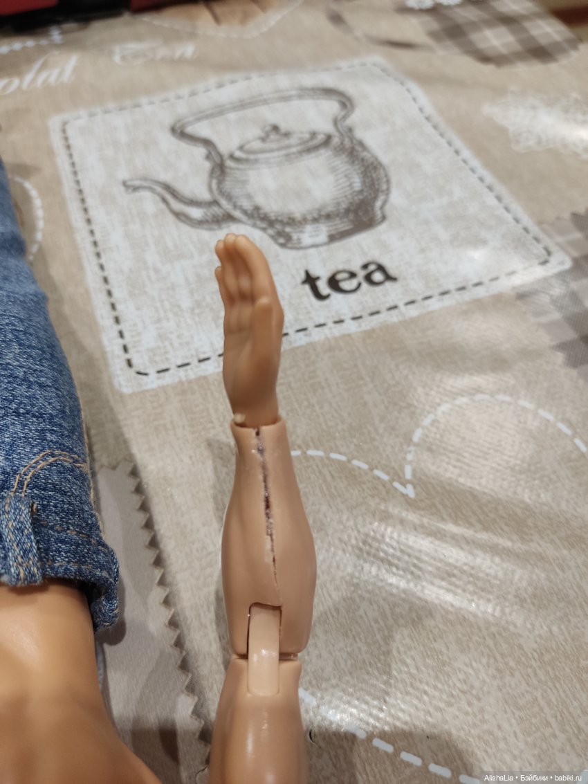 Смена кистей супермену — Ремонт и реставрация кукол: тело