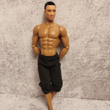 "Адонис" с Ozon