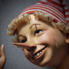 Белорусский папа Карло - Евгений Лукашевич