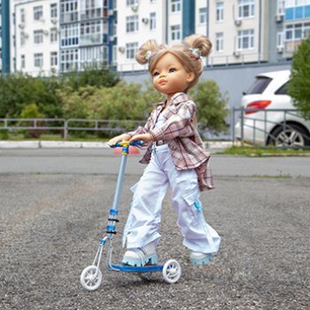 Крутятся колёса самоката!