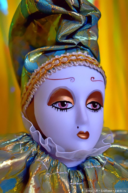Porcelain-doll, Harlequin, Italian-style