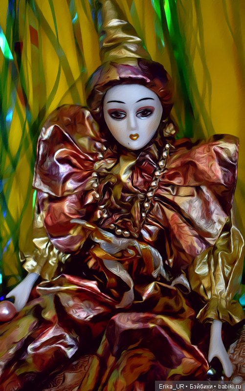 Porcelain-doll, Harlequin, Italian-style