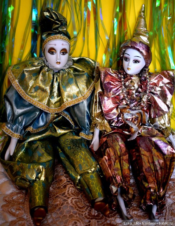 Porcelain-doll, Harlequin, Italian-style