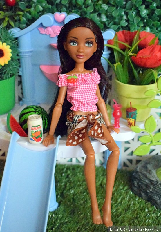 Близнецы Bryden, Project Mc2, by MGA; лето на подоконнике