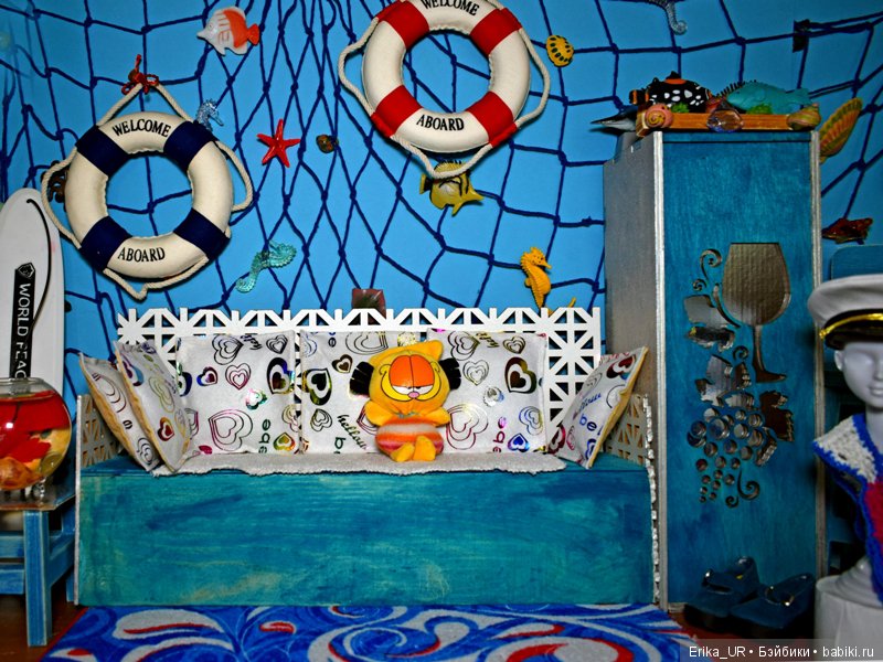 Мама, а что тебе подарить на день рождения? Кукольную мебель