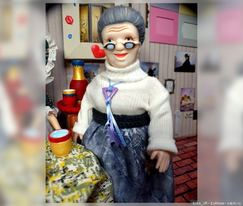 Всехняя бабушка :)) и ее внучки