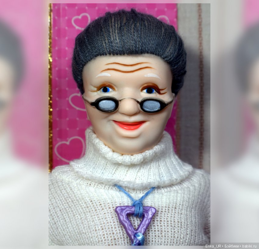 Всехняя бабушка :)) и ее внучки