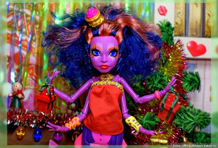 Фоточки под елочкой: Monster High, до Нового года осталось 23 дня (фото 7)
