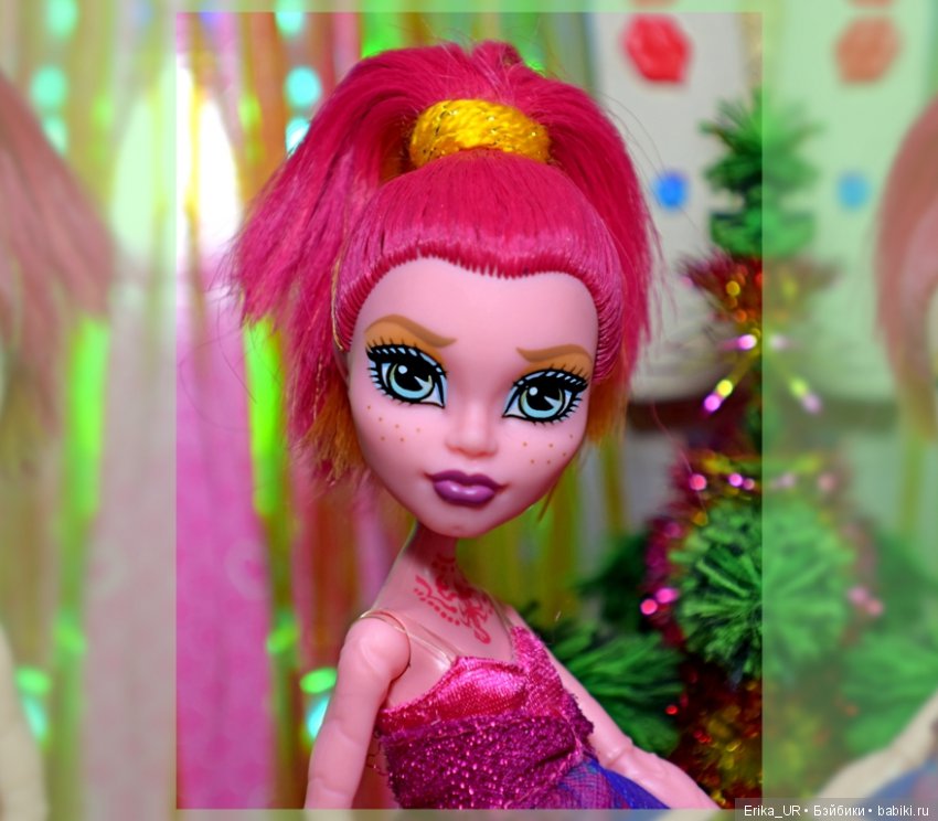 Фоточки под елочкой: Monster High, до Нового года осталось 23 дня (фото 3)