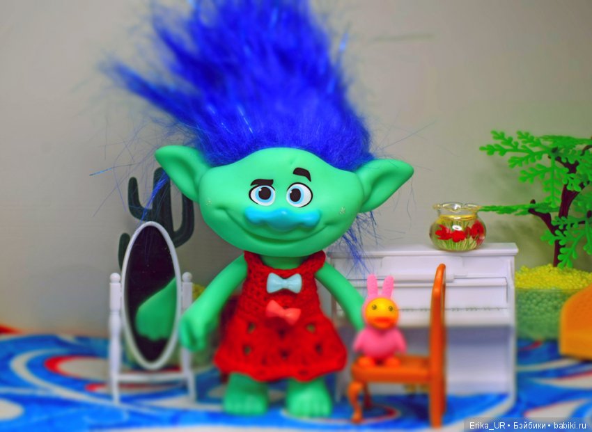 В доме моем много имен, Знаменитых и простых (С). 02.02.19