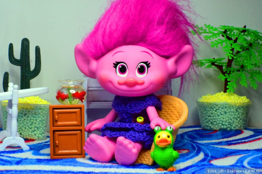 В доме моем много имен, Знаменитых и простых (С). 02.02.19