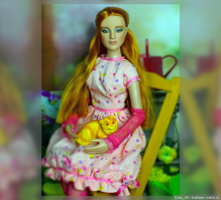 В доме моем много имен, Знаменитых и простых (С)/ 2 Fashion doll 1/4