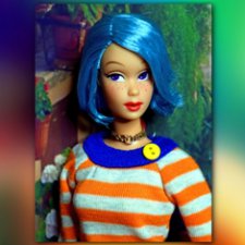 В доме моем много имен, Знаменитых и простых(С)/ 2 куклы с голубыми волосами