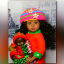 Девочка и ее кукла