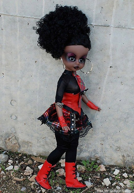 Перепись КуклоНаселения. 18" The Gothic Vamps dolls by Endisa (фото 2)