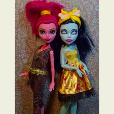 Перепись КуклоНаселения Зеленая и розовая Monster High, Mattel