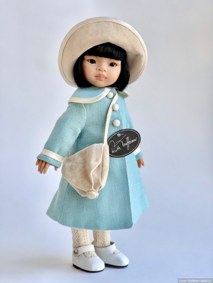 Ранние выпуски Paola Reina и Ruth Treffeisen