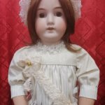 Продам антикварную, немецкую барышню