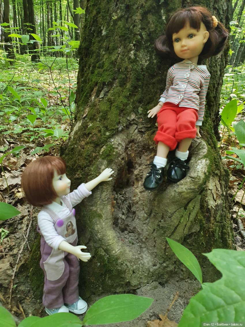 Прогулка по лесу | Бэйбики Прогулка по лесу — Куклы Ruby Red (Руби Ред) Fashion Friends: Siblies