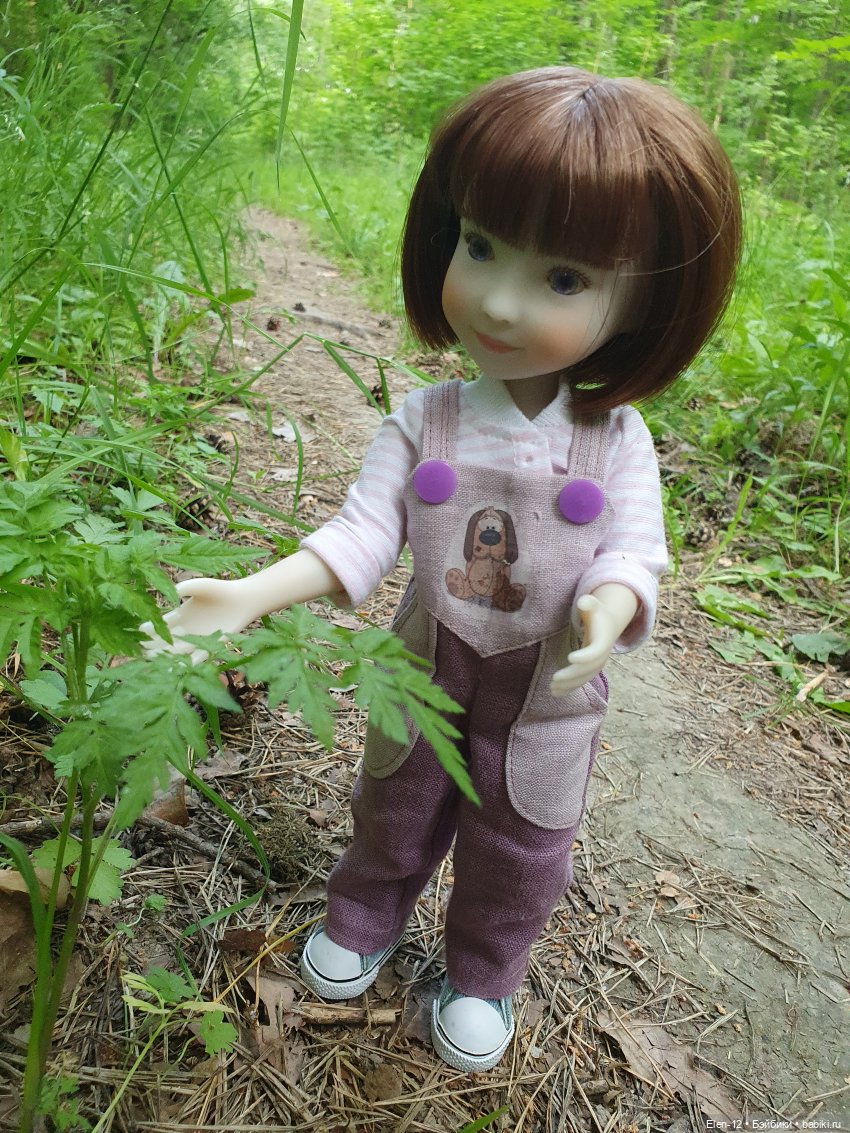 Прогулка по лесу | Бэйбики Прогулка по лесу — Куклы Ruby Red (Руби Ред) Fashion Friends: Siblies
