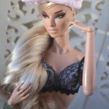 Утро с Мадемуазель Джоли