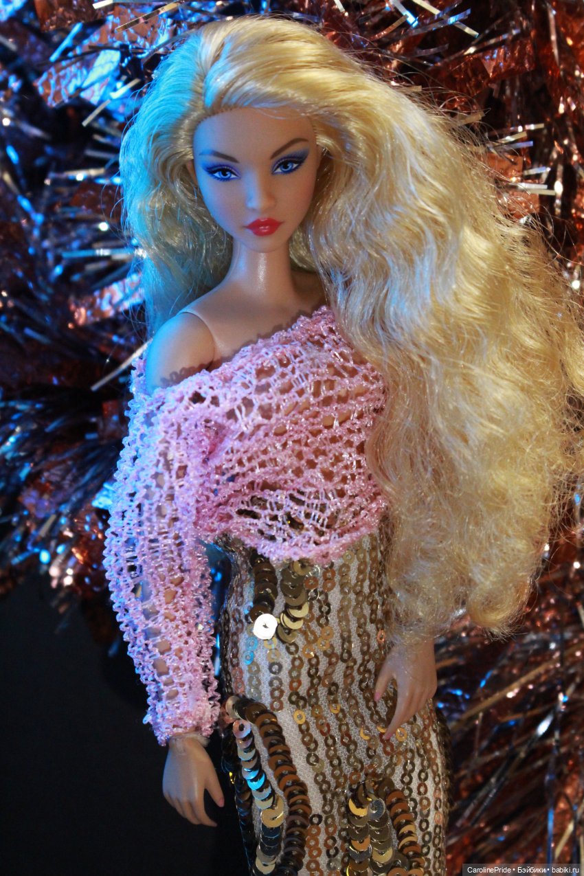 Новогодние подарки — Куклы Barbie (Барби): Looks (фото 4)