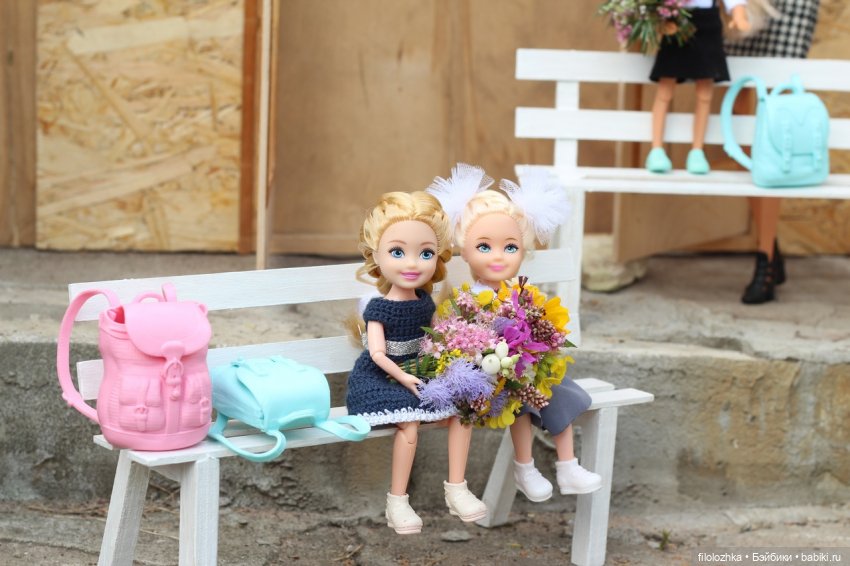 Первоклассницы — Куклы Barbie (Барби): Looks
