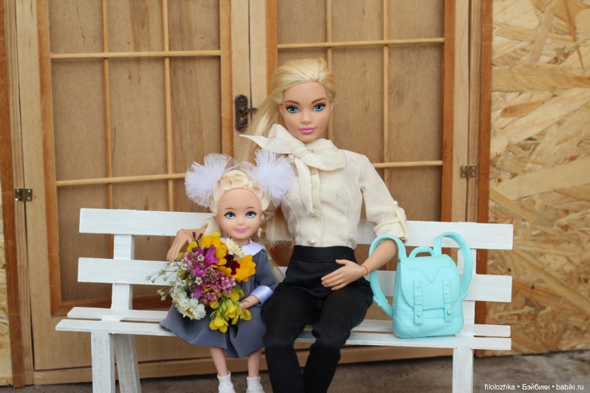 Первоклассницы — Куклы Barbie (Барби): Looks