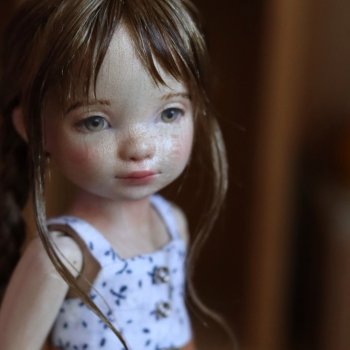 Весна, которая всегда со мной.Деревянная кукла из клёна