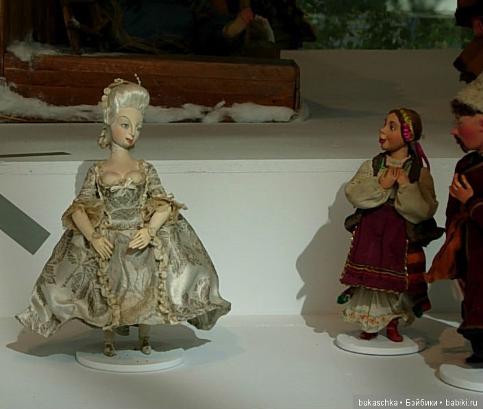 Жители "Кукольного острова" на выставке "Куклы 2.0" в Музее кино