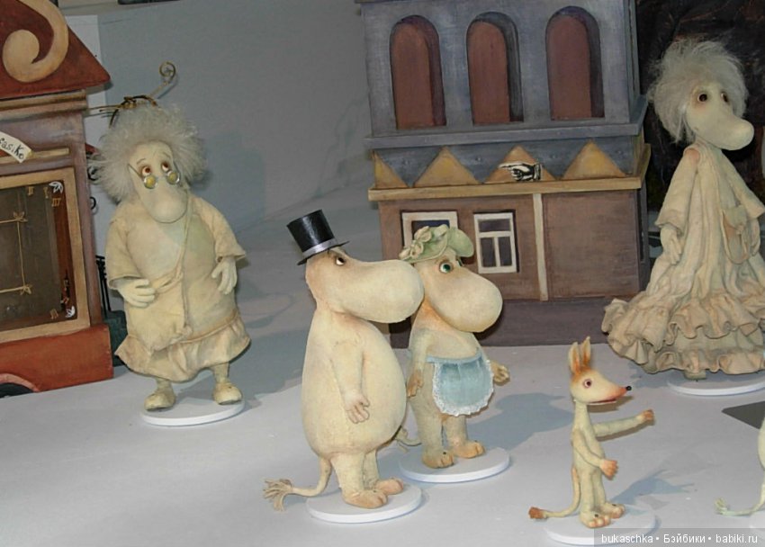 Жители "Кукольного острова" на выставке "Куклы 2.0" в Музее кино