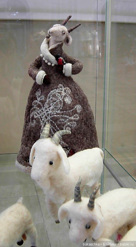 Впечатления о выставке Оренбургский пуховый платок (фото 6)