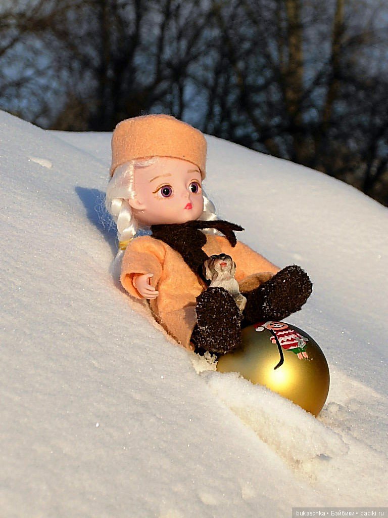 Зимние забавы или девочка на шаре (фото 5)