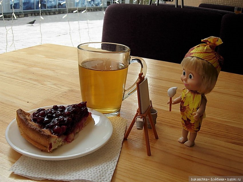 Машка-художница приехала — Куклы Маша и Медведь (Simba): Маша в кармашке