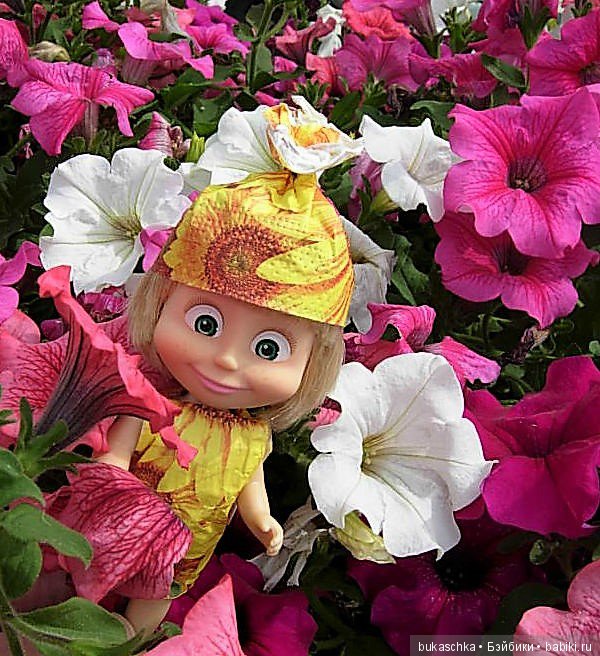 Машка-художница приехала — Куклы Маша и Медведь (Simba): Маша в кармашке (фото 7)