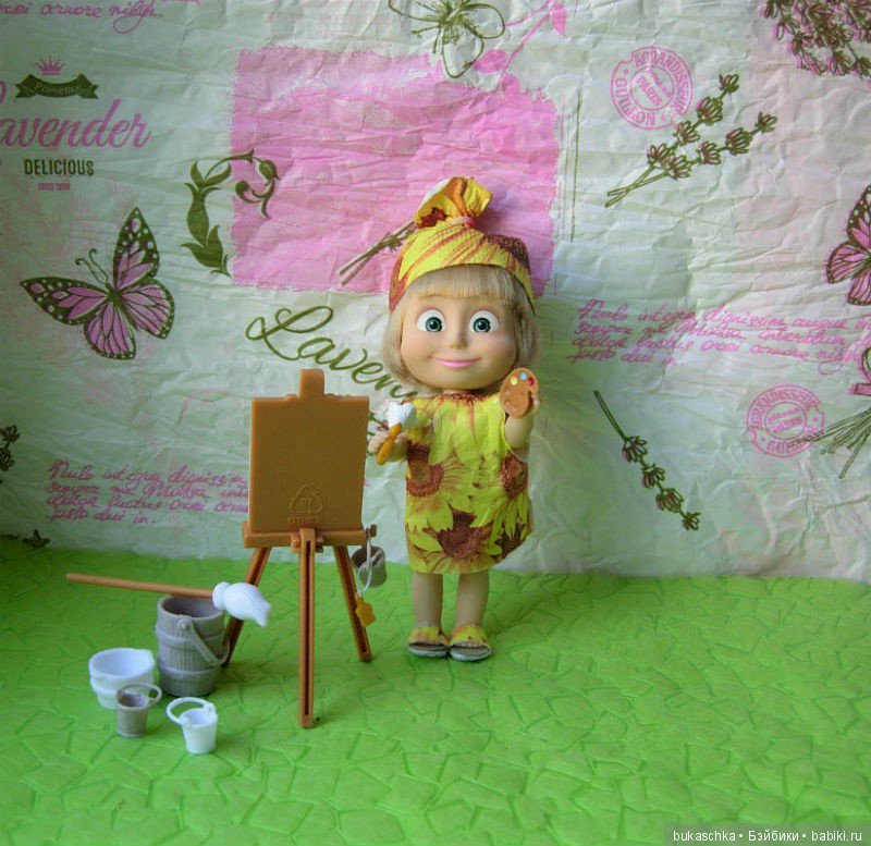 Машка-художница приехала — Куклы Маша и Медведь (Simba): Маша в кармашке (фото 6)