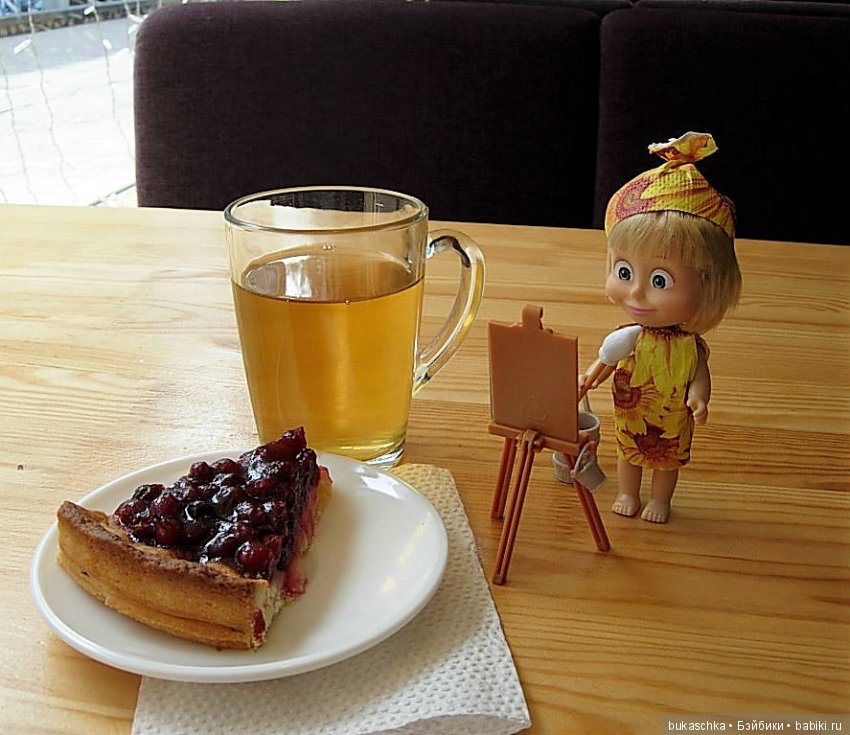 Машка-художница приехала — Куклы Маша и Медведь (Simba): Маша в кармашке