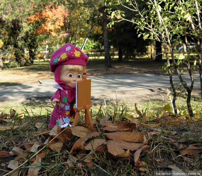 Я рисую осень — Куклы Маша и Медведь (Simba): Маша в кармашке (фото 3)